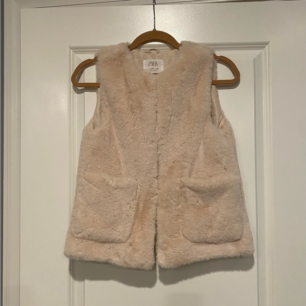 Zara Cream Faux Fur Vest for Teen - Picture 1 of 3
